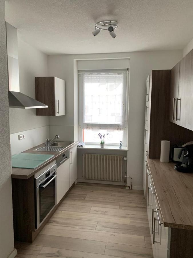 Grenznahe Ferienwohnung Mit 4 Schlafzimmern Grenzach-Wyhlen Exterior photo